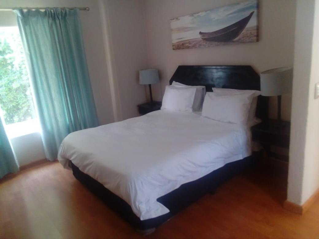 Daisy St -One Bedroom Apartment Johannesburg Exteriör bild